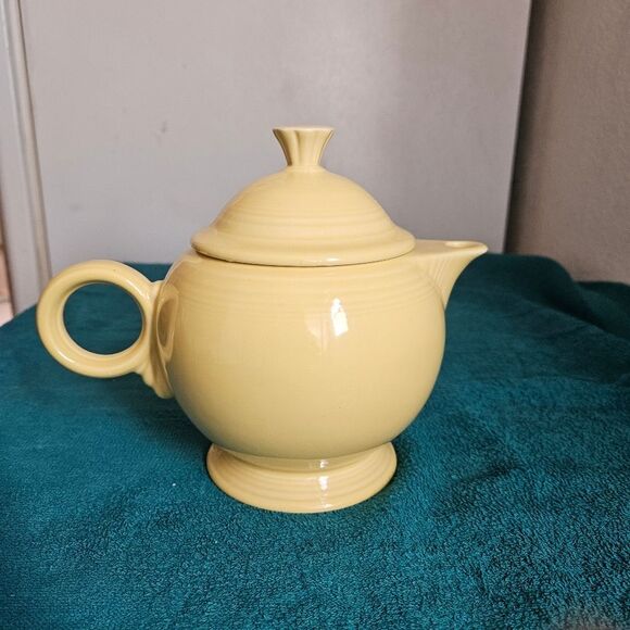 Fiesta Yellow Ceramic Tea Pot (No Bundle For Safety) - Picture 2 of 7